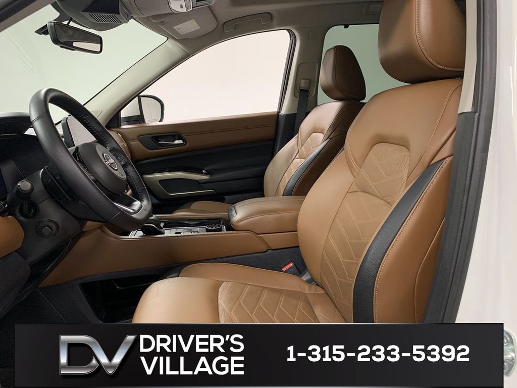 2023 Nissan Pathfinder Platinum - Photo 9
