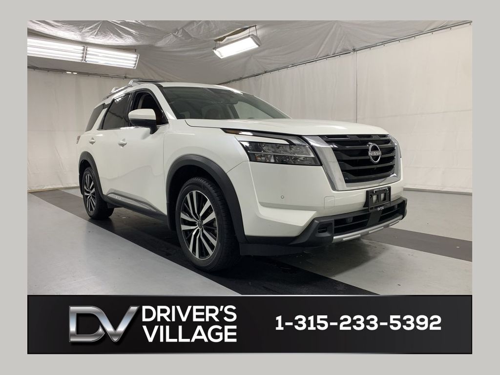 2023 Nissan Pathfinder Platinum - Photo 1