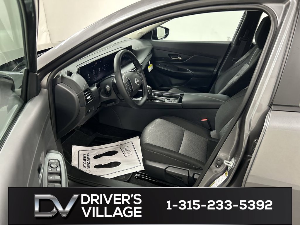2026 Nissan Sentra SV - Photo 9