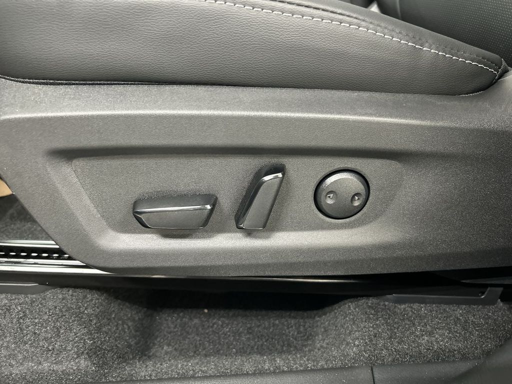2026 Nissan Murano SL - Photo 13