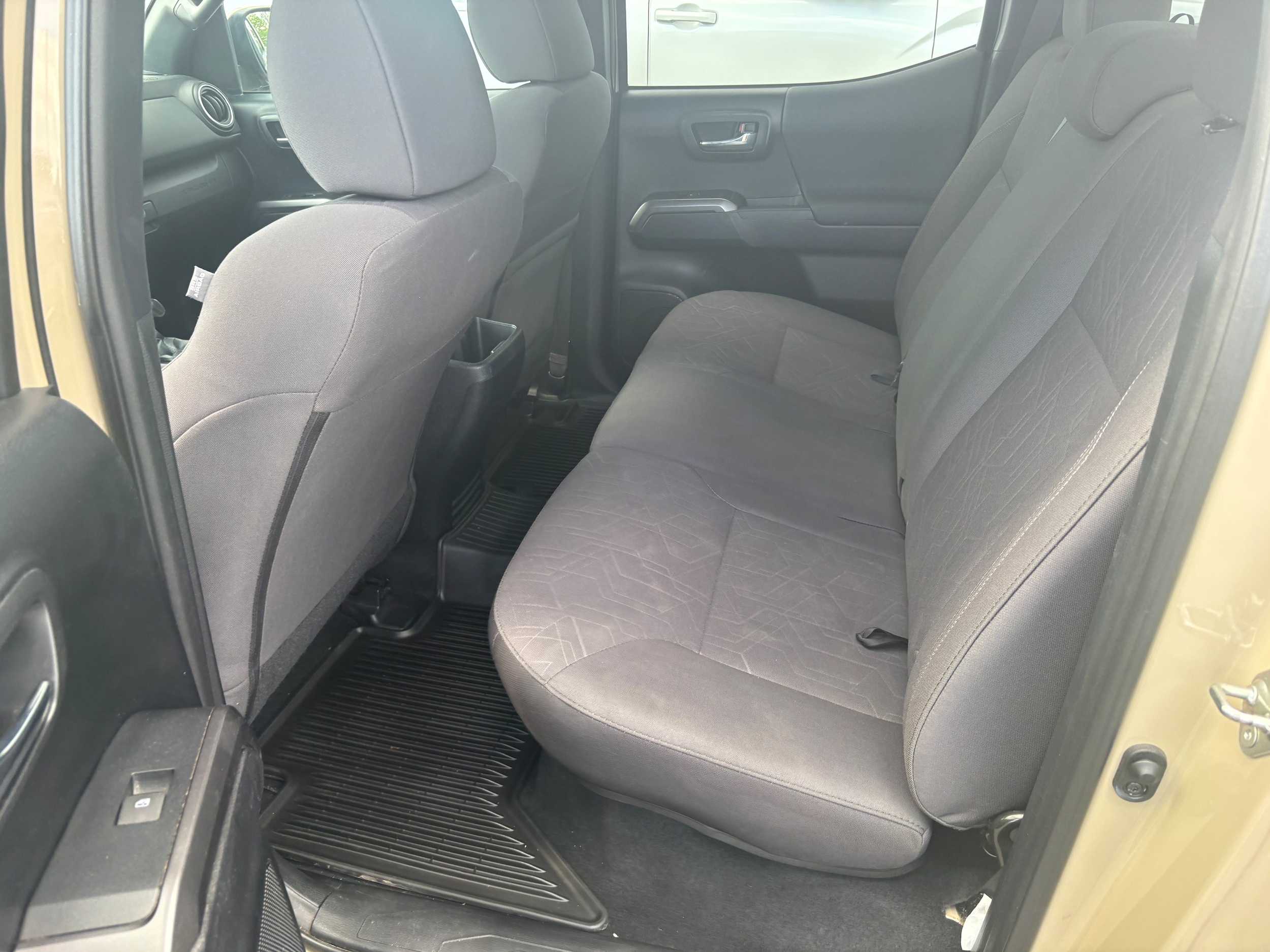 2019 Toyota Tacoma TRD Off Road - Photo 8