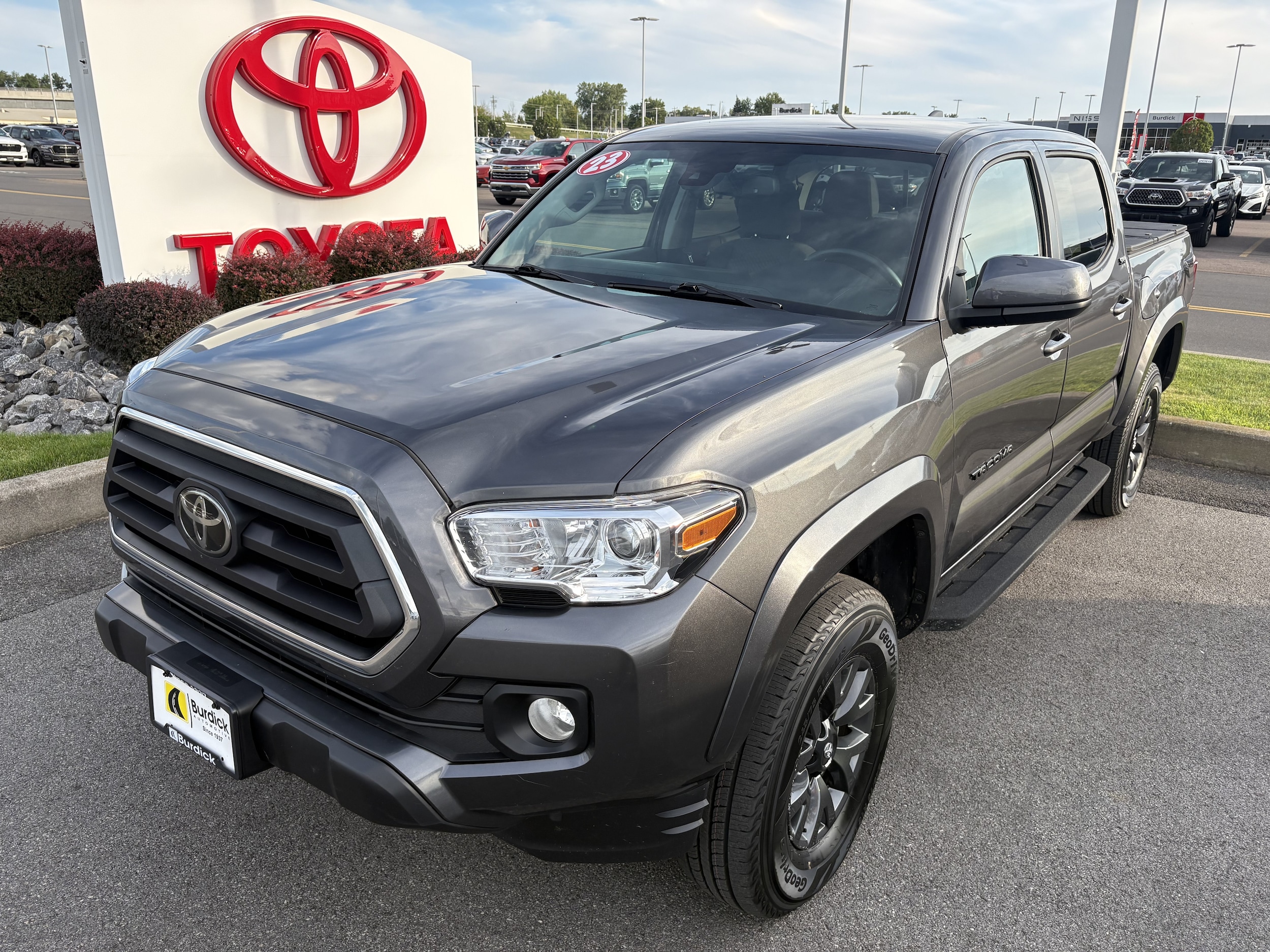 2023 Toyota Tacoma SR5