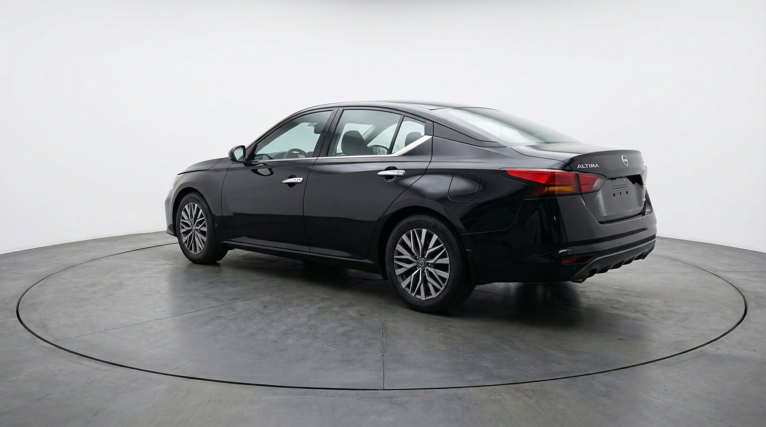 Thumbnail: 2025 Nissan Altima - 6