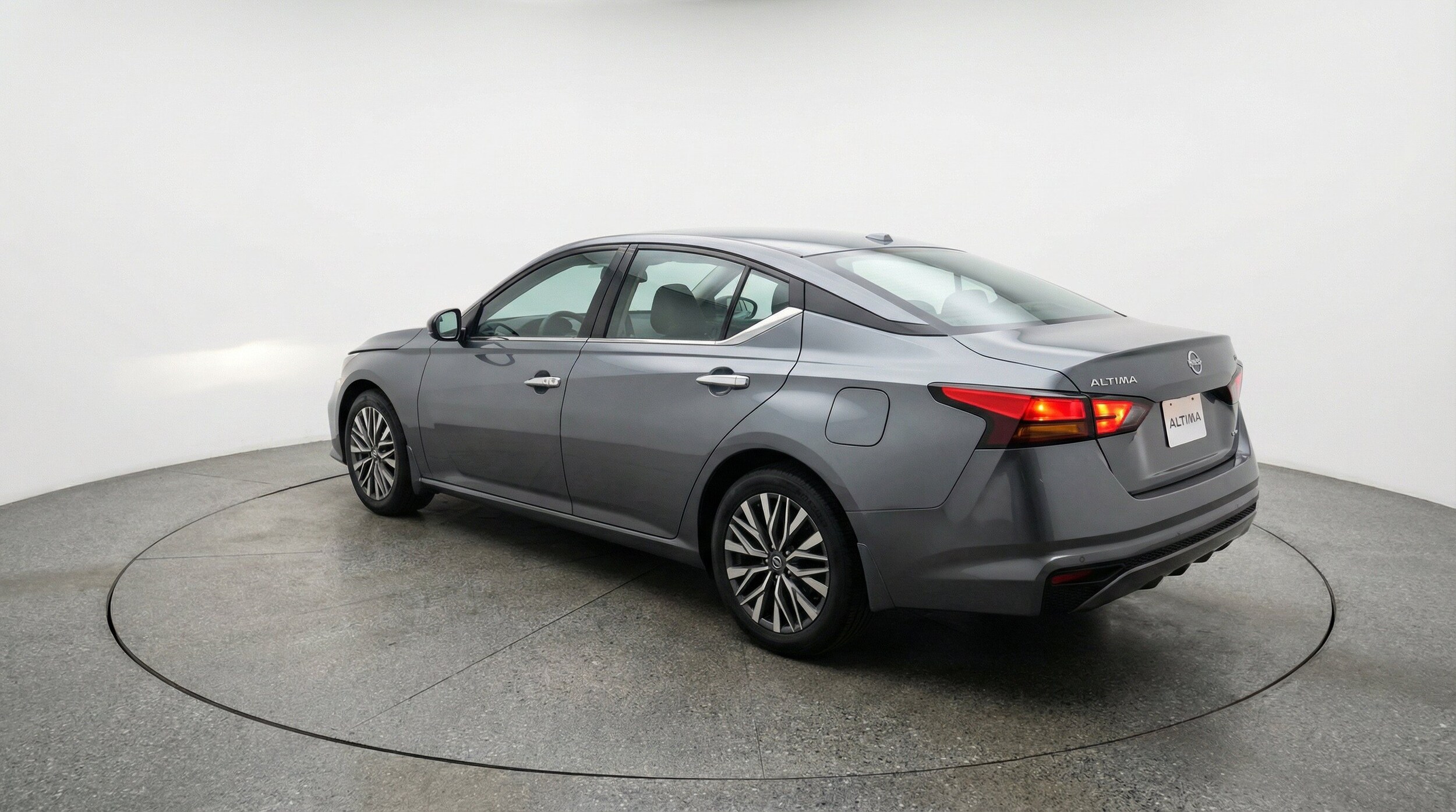 Thumbnail: 2025 Nissan Altima - 6