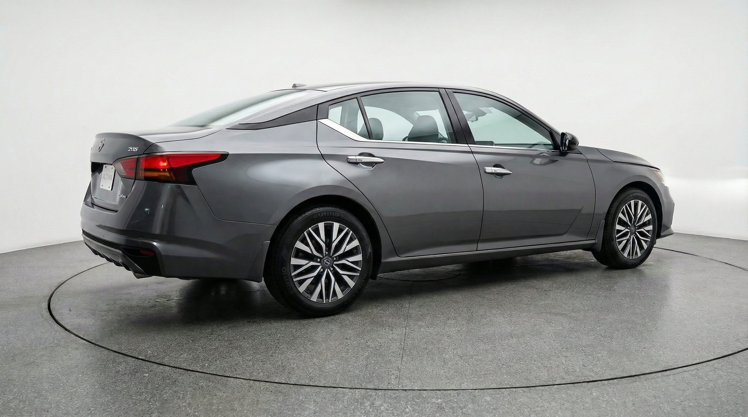 Thumbnail: 2025 Nissan Altima - 9