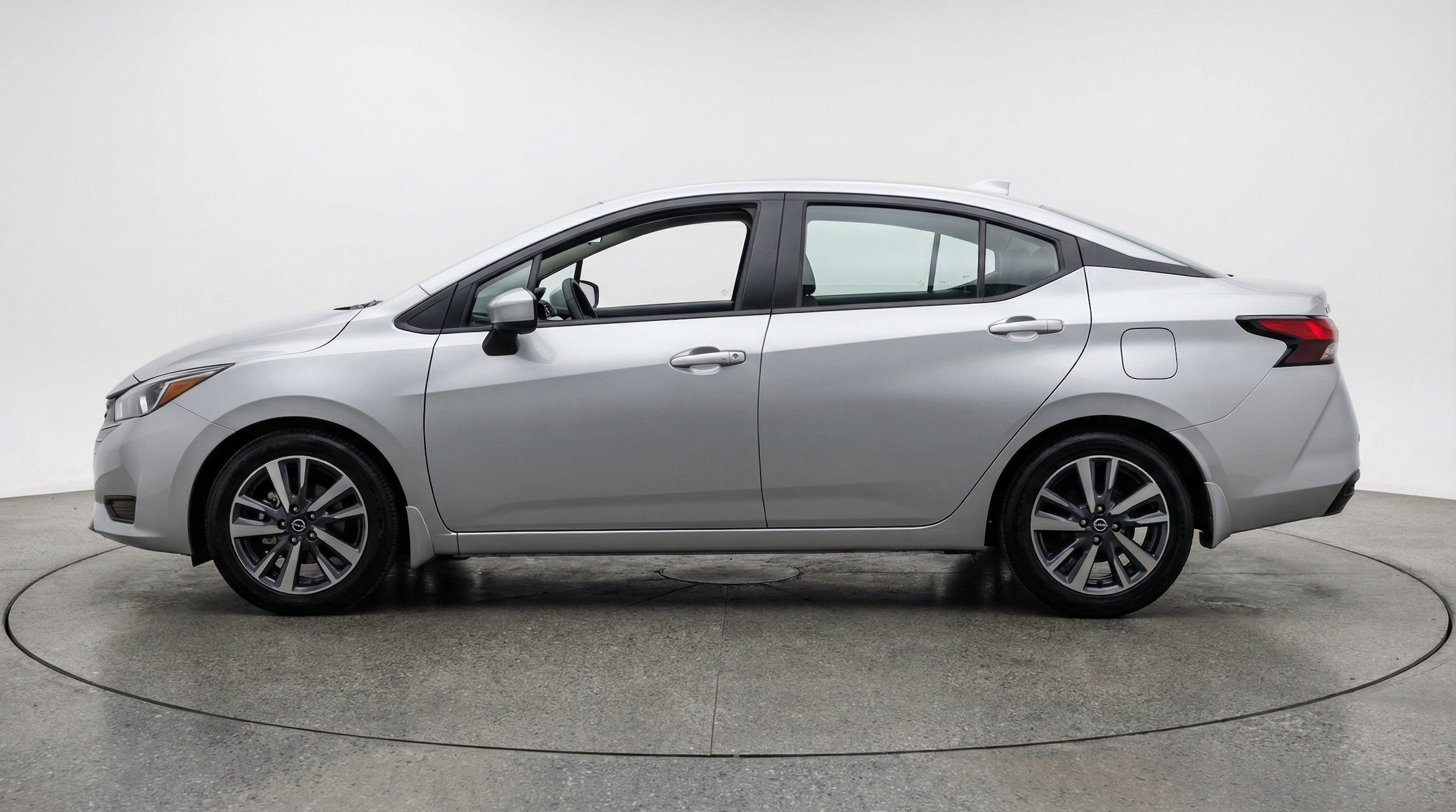 Thumbnail: 2025 Nissan Versa - 5