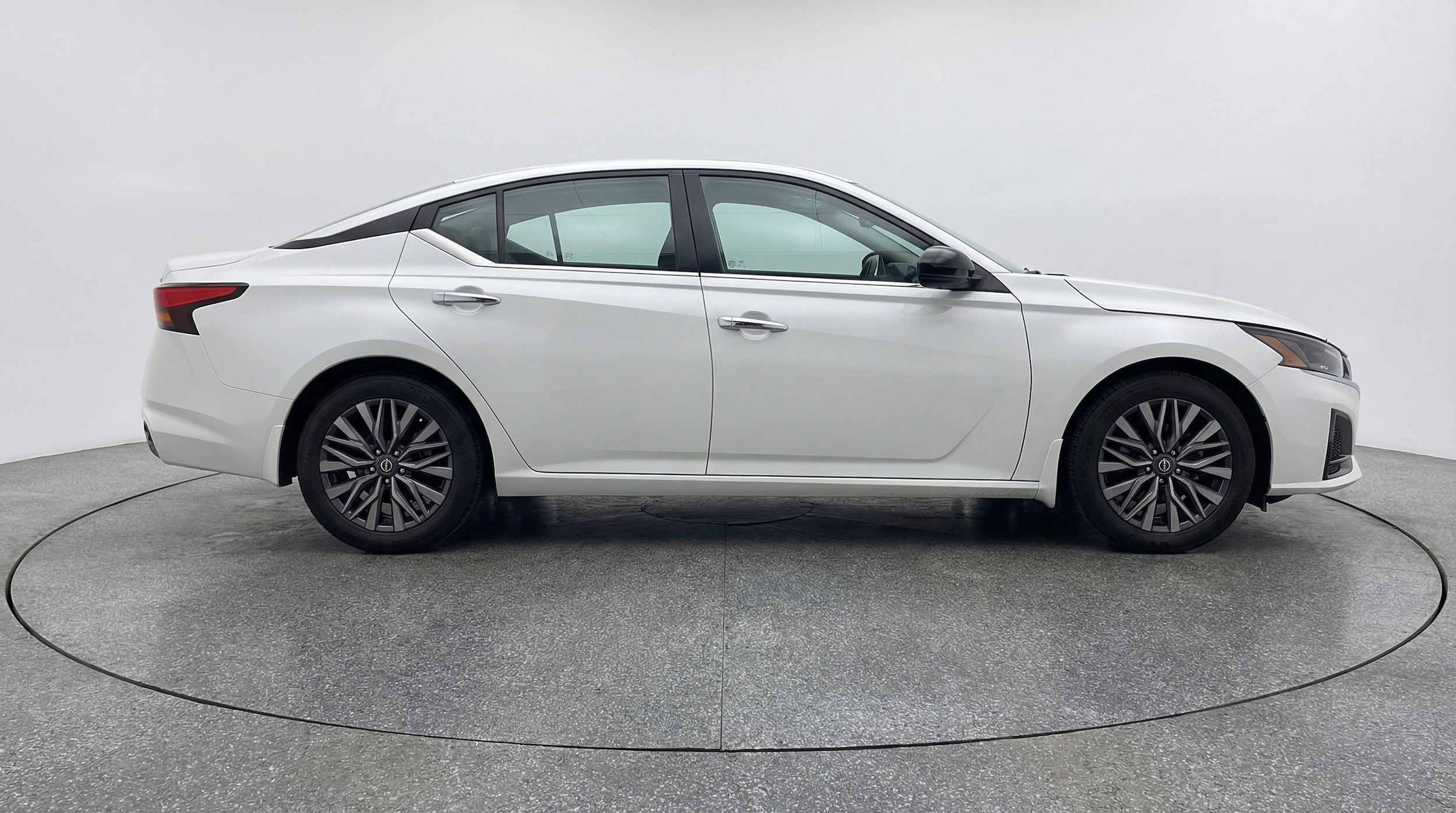 Thumbnail: 2025 Nissan Altima - 11