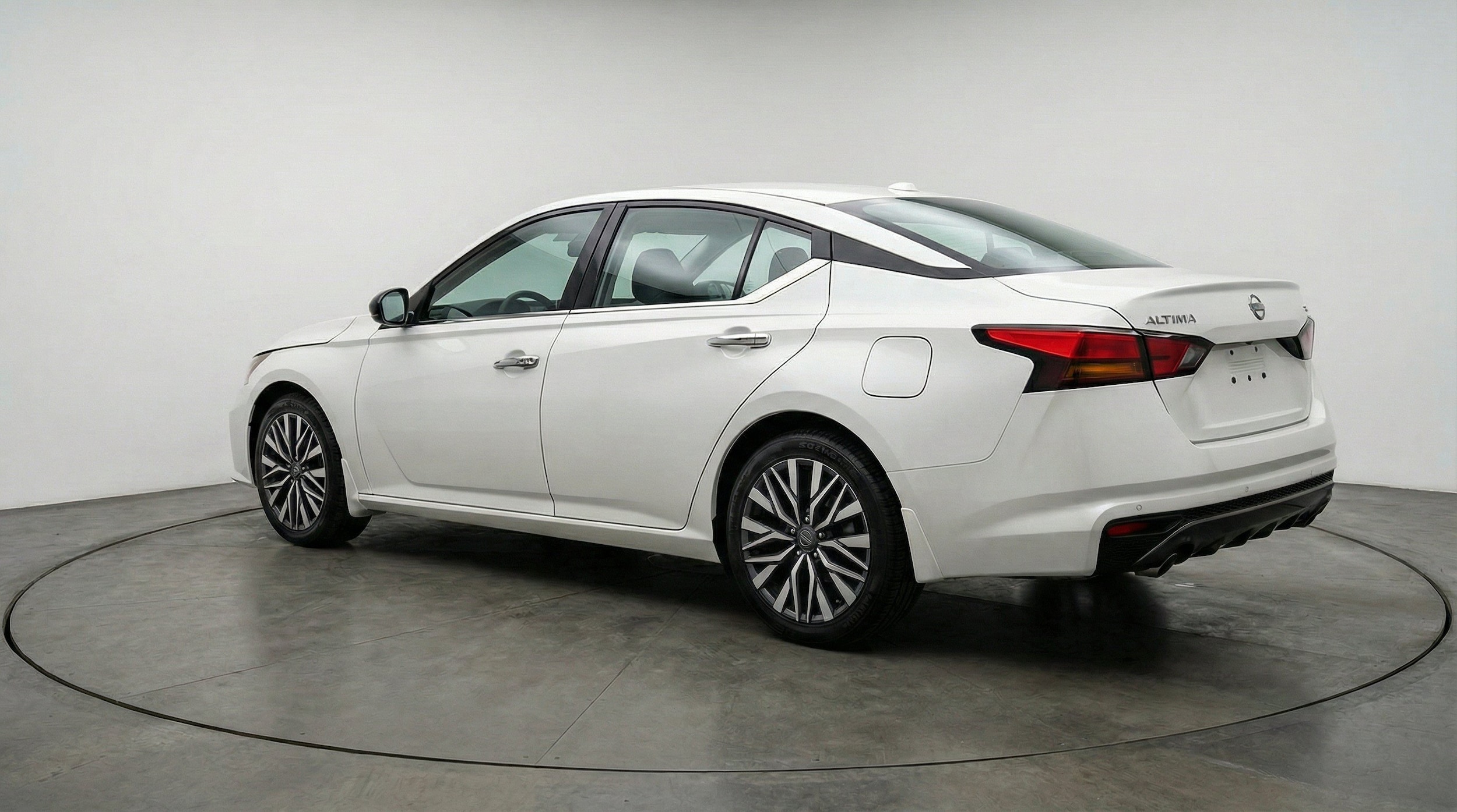 Thumbnail: 2025 Nissan Altima - 6