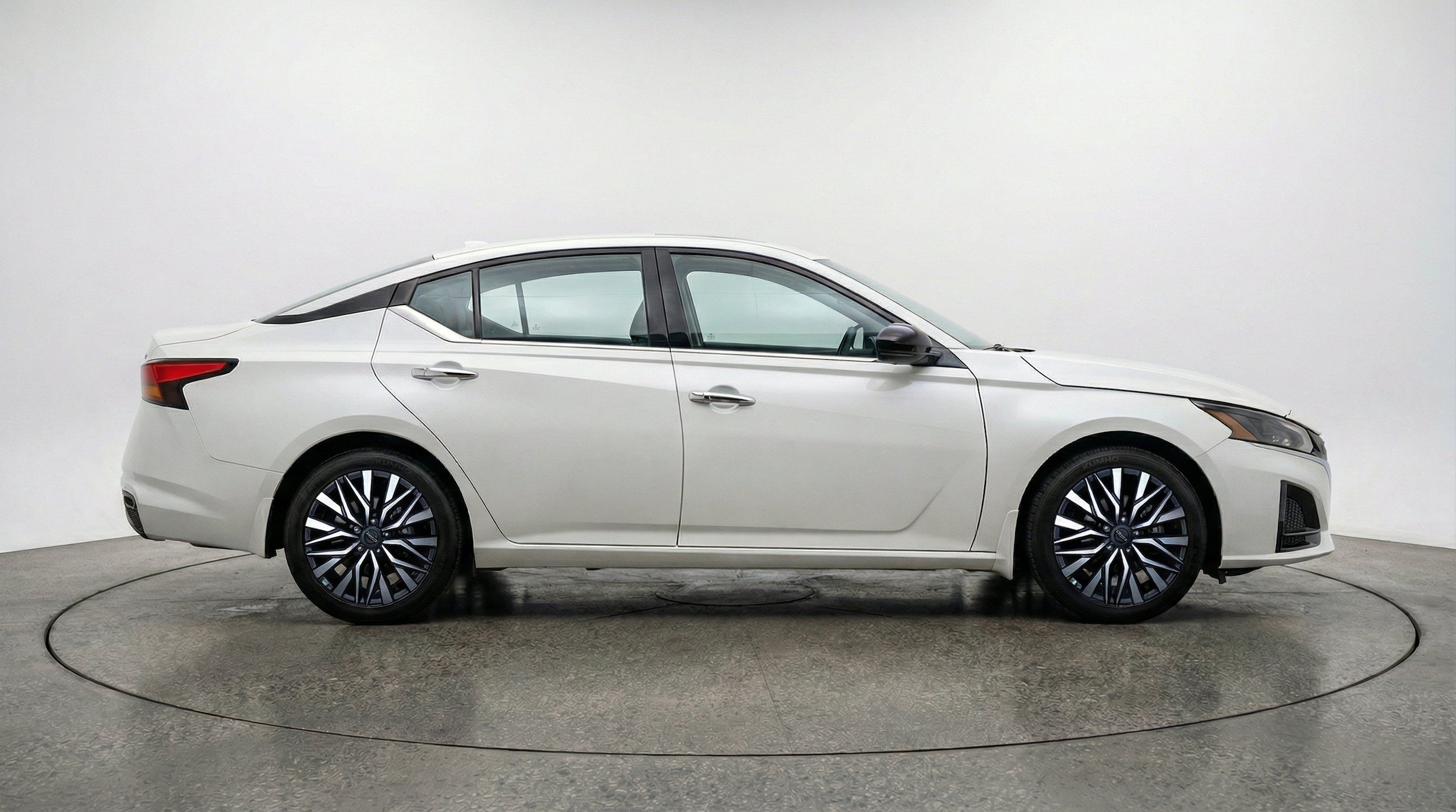 Thumbnail: 2025 Nissan Altima - 11