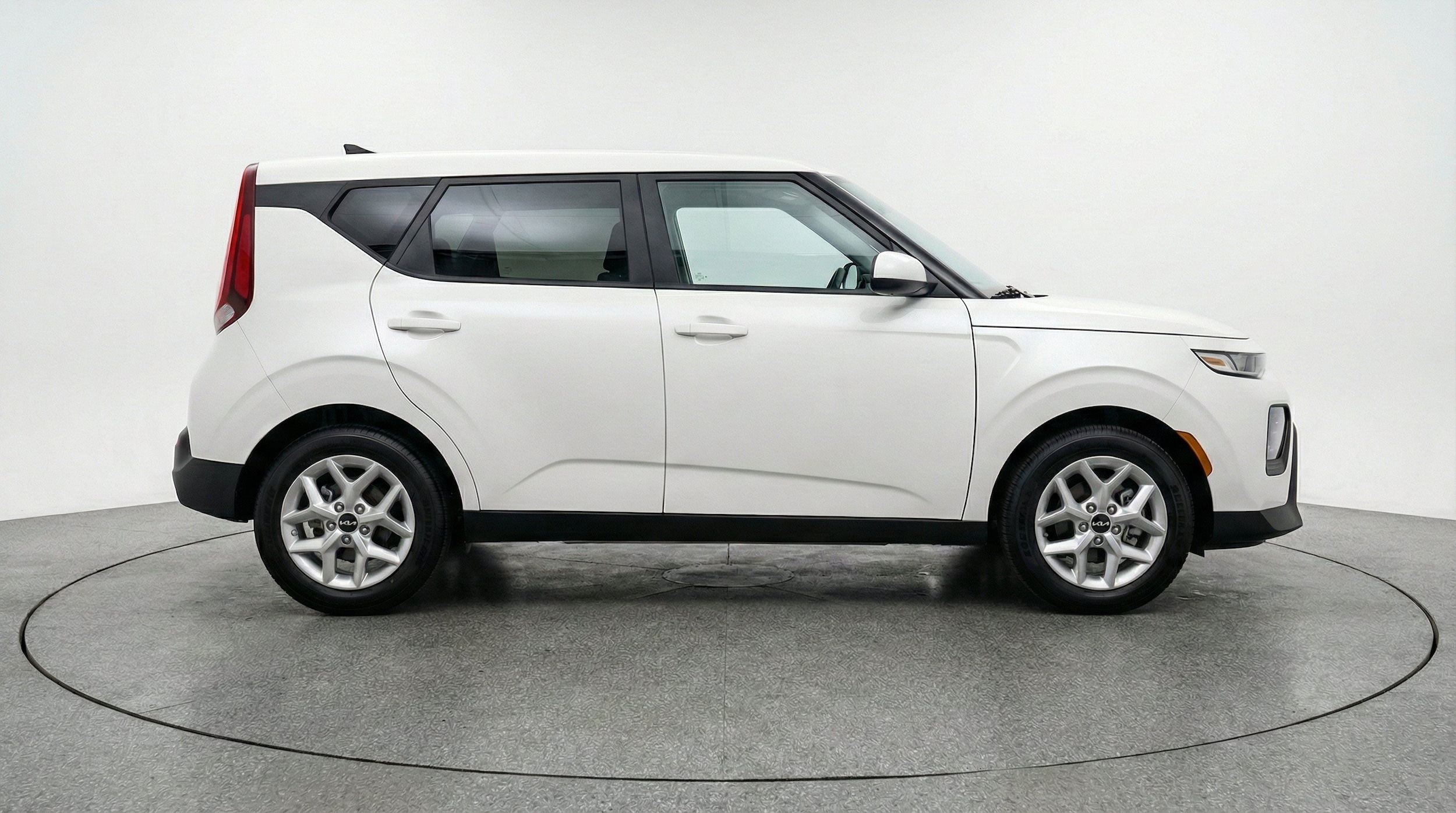 Thumbnail: 2025 Kia Soul - 10