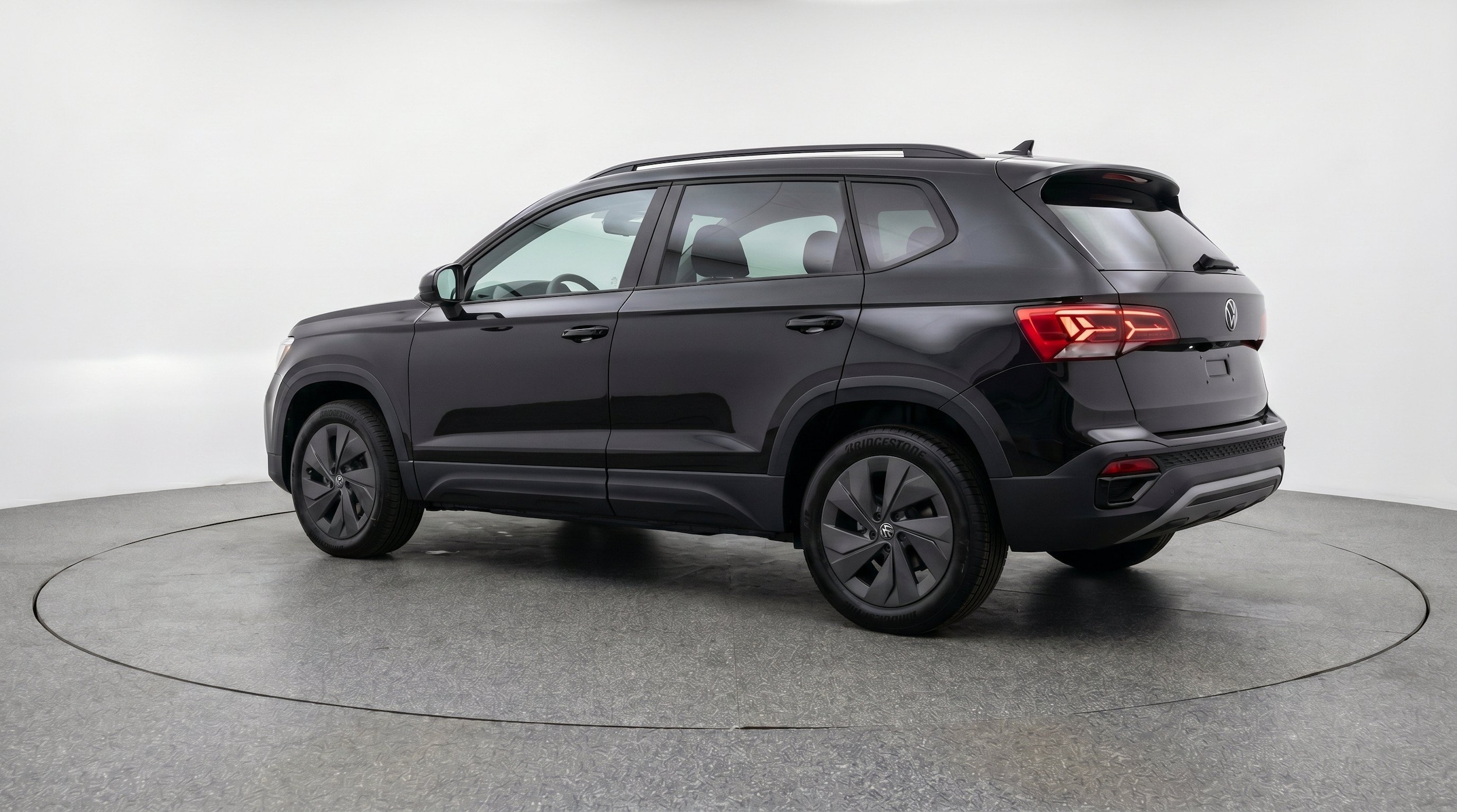 Thumbnail: 2026 Volkswagen Taos - 6