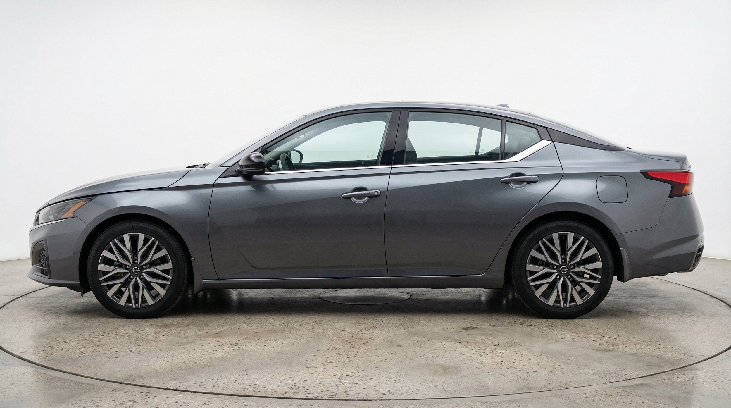 Thumbnail: 2025 Nissan Altima - 5