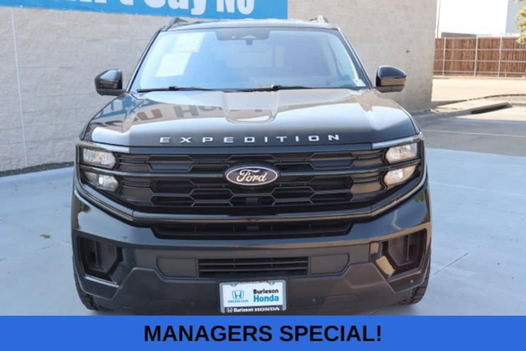 Used 2025 Ford Expedition Max Active SUV