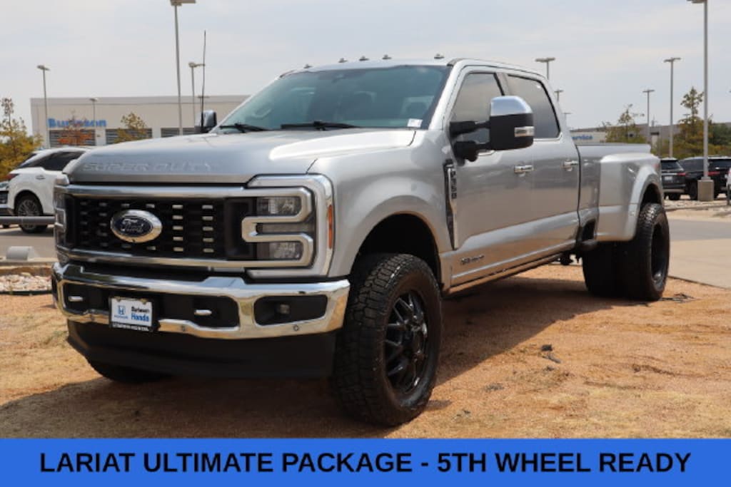Used 2024 Ford F-350SD Lariat Truck