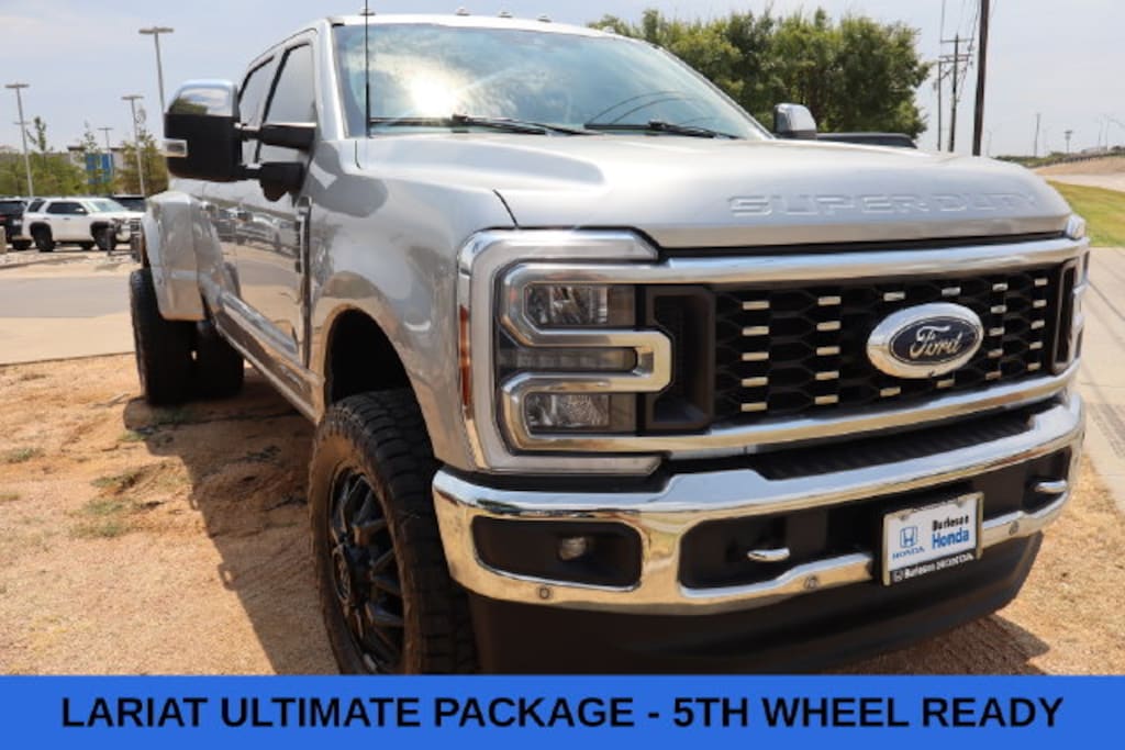 Used 2024 Ford F-350SD Lariat Truck