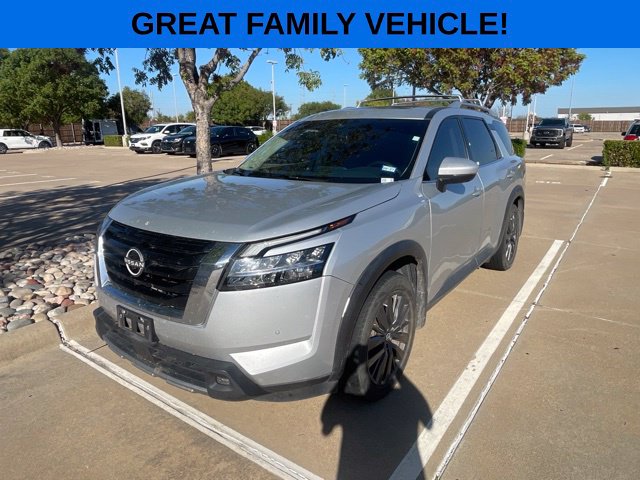 2022 Nissan Pathfinder