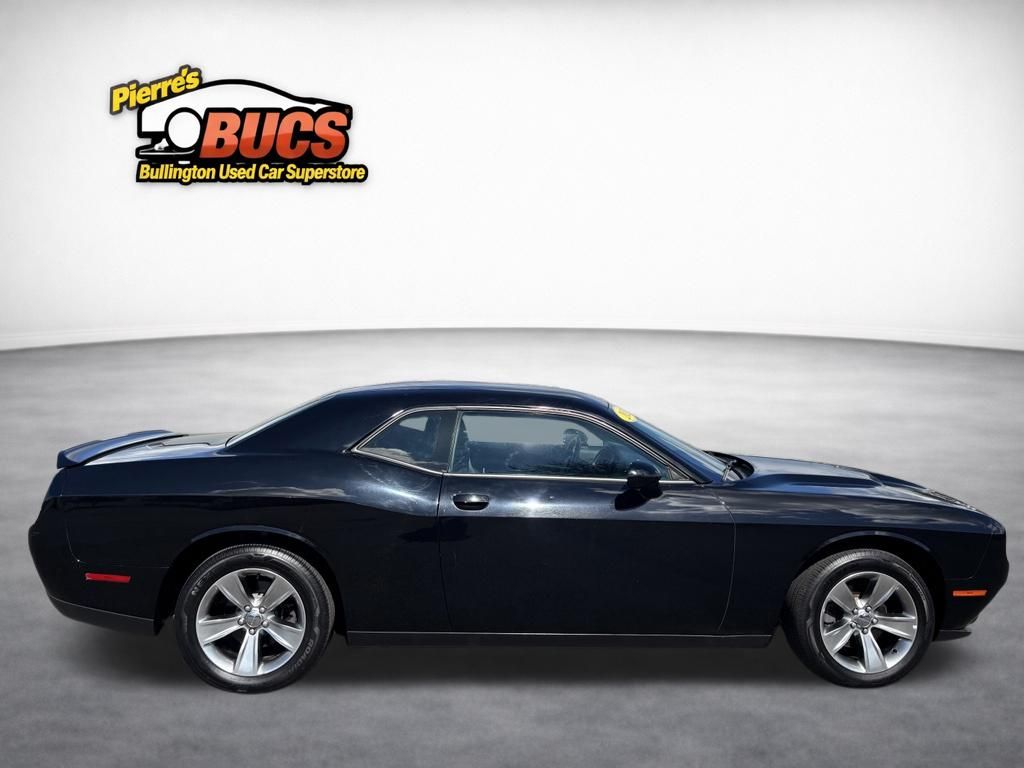 2021 Dodge Challenger SXT - Photo 5