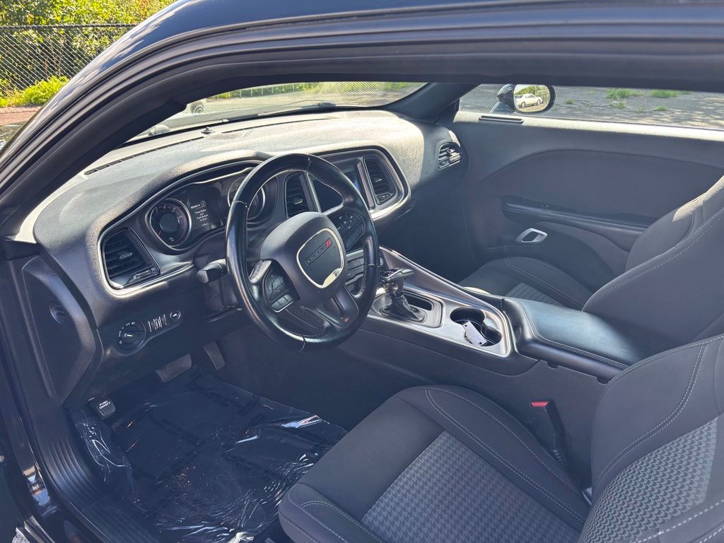 2021 Dodge Challenger SXT - Photo 7
