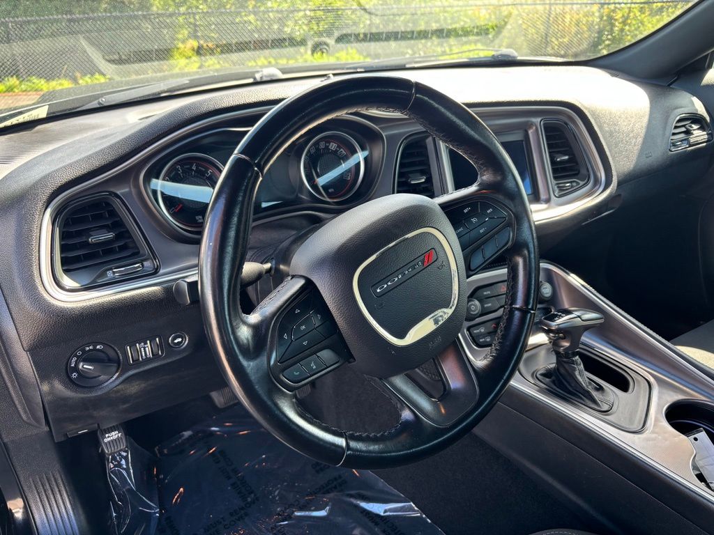 2021 Dodge Challenger SXT - Photo 8