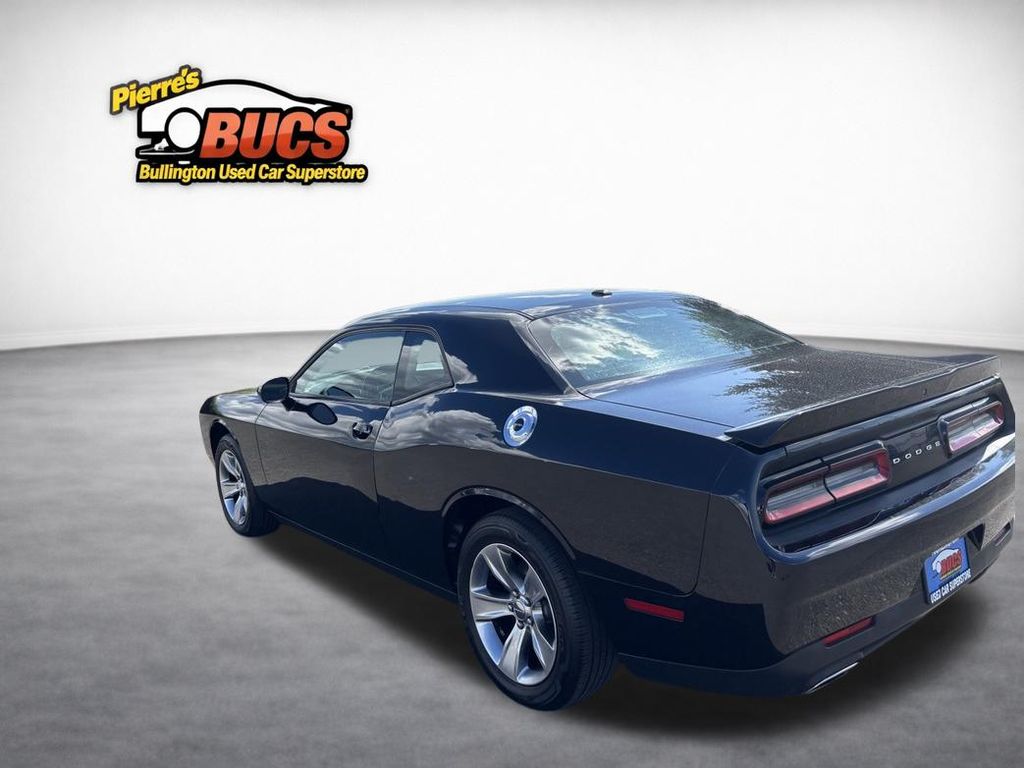 2021 Dodge Challenger SXT - Photo 2