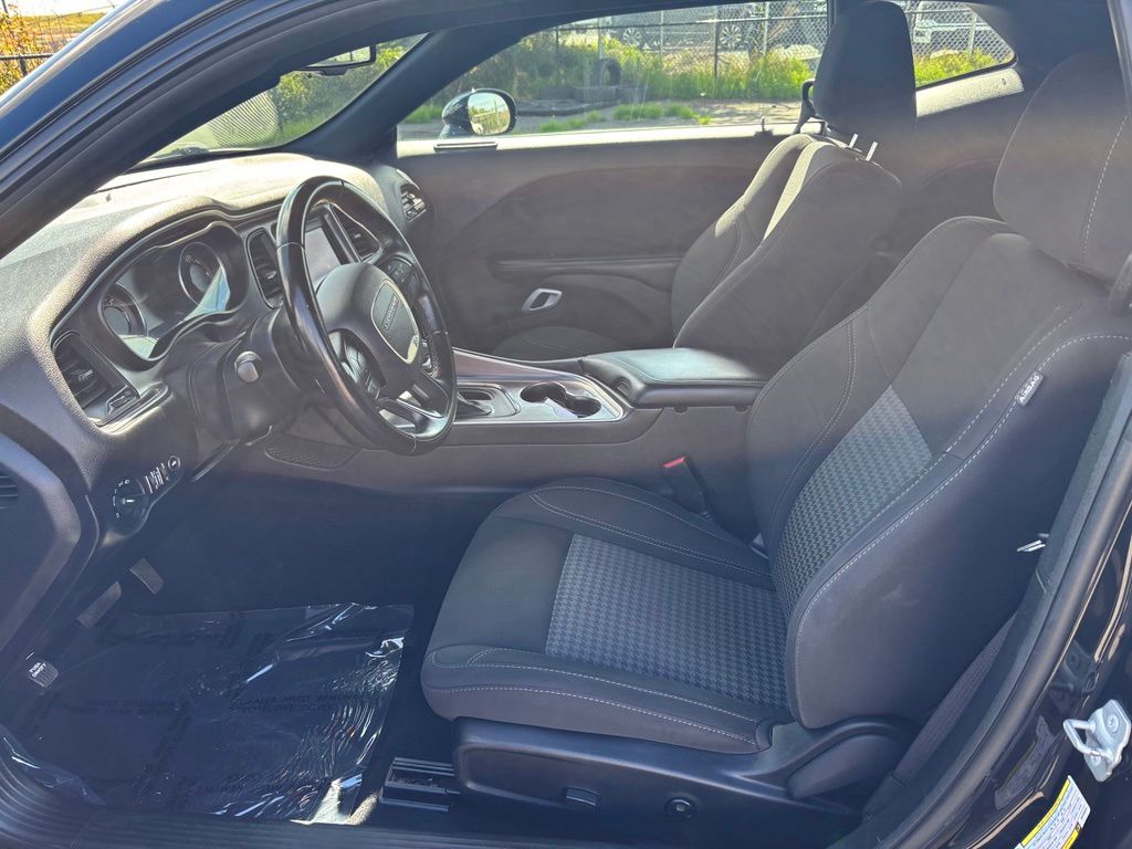2021 Dodge Challenger SXT - Photo 10