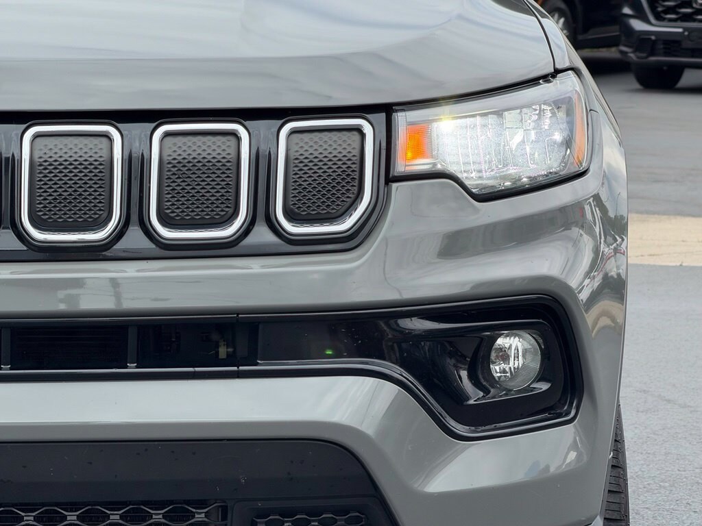 New 2022 Jeep Compass Limited SUV