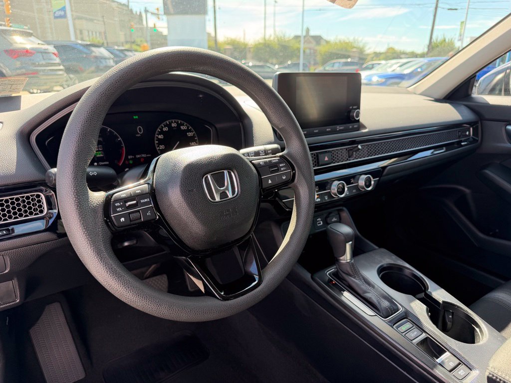 2024 Honda Civic Hatchback LX - Photo 5