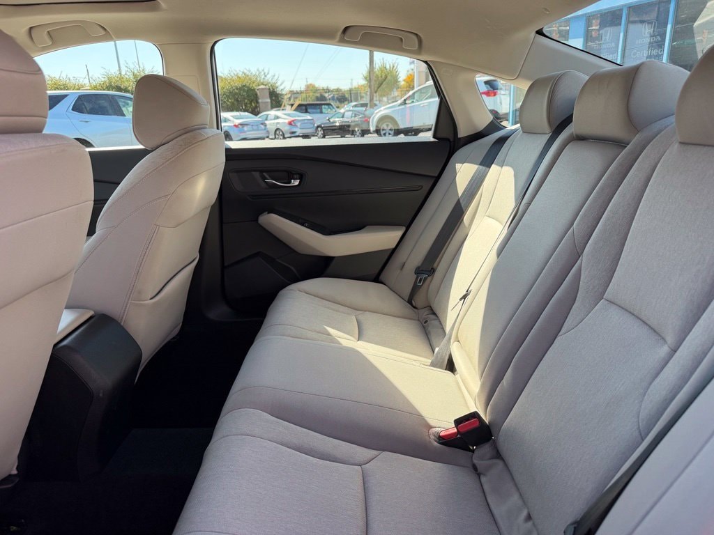 2023 Honda Accord EX - Photo 9