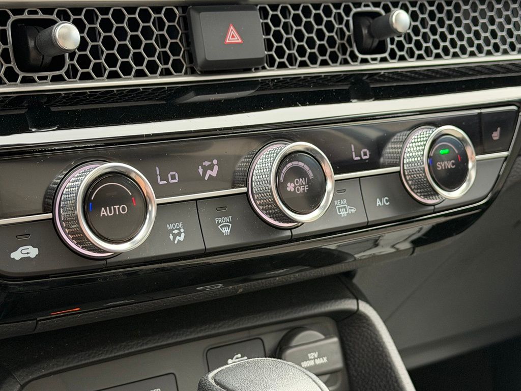 2023 Honda Civic Hatchback EX-L - Photo 11