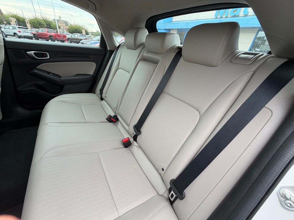 2023 Honda Civic Hatchback EX-L - Photo 17