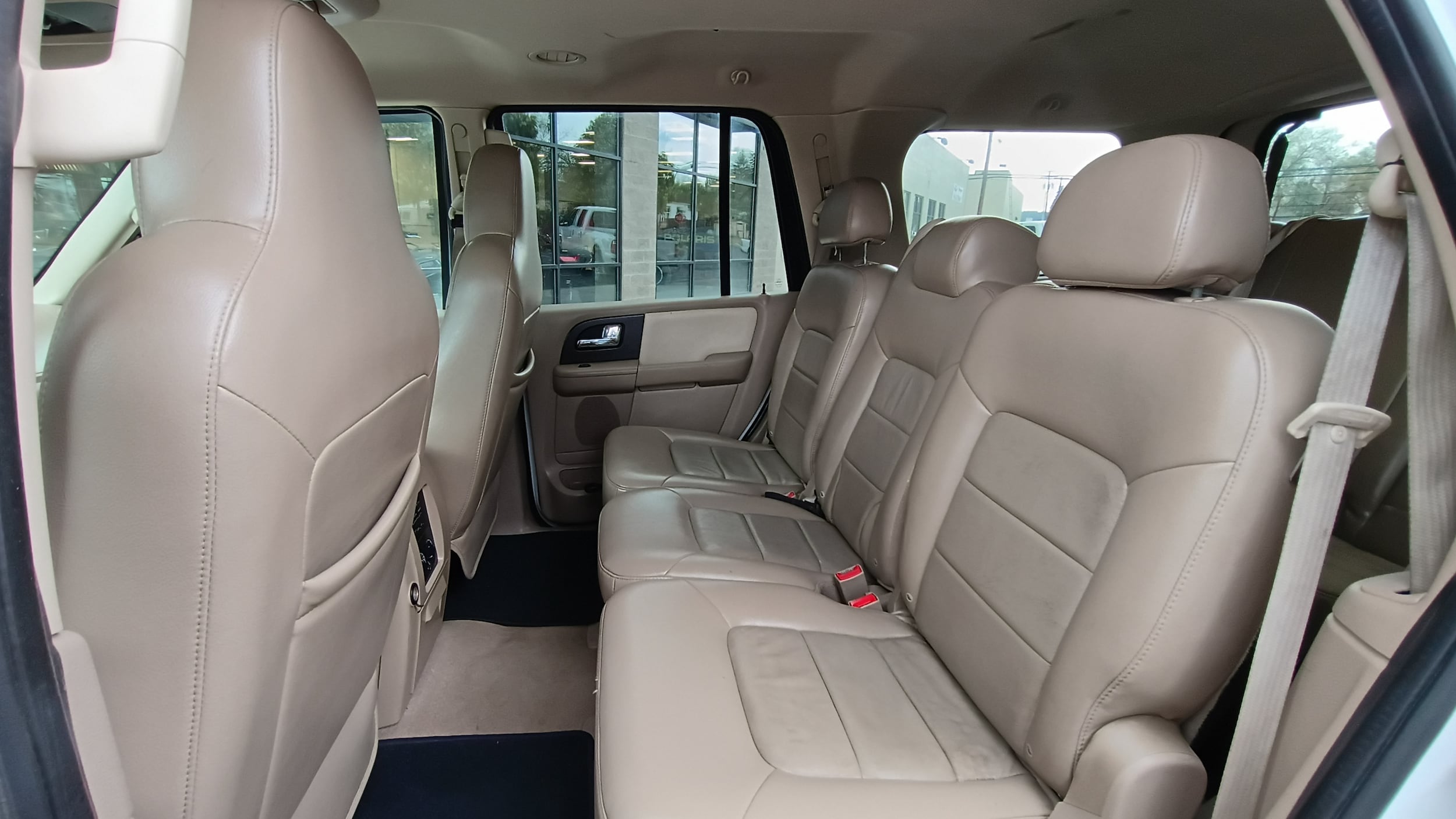 2005 Ford Expedition - Photo 9