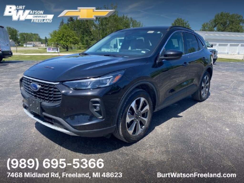 Used 2025 Ford Escape Platinum