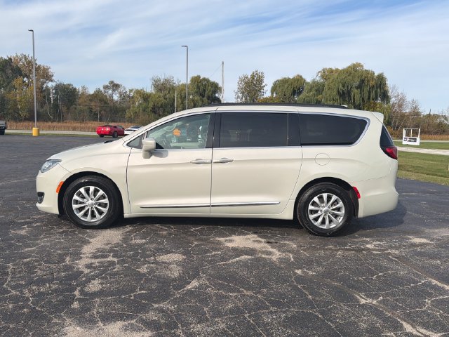 Used 2017 Chrysler Pacifica Touring L Van