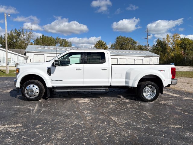 Used 2022 Ford F-450SD Lariat Truck Crew Cab