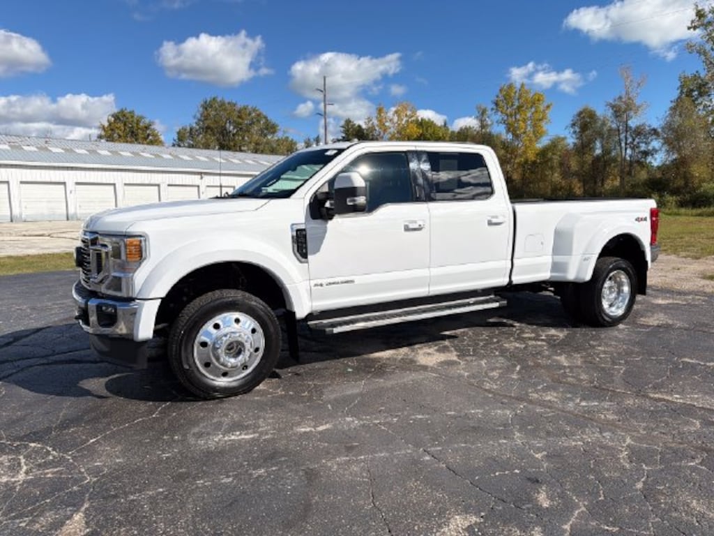 Used 2022 Ford F-450SD Lariat Truck Crew Cab
