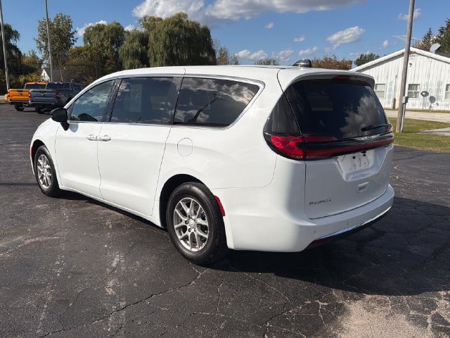 Used 2026 Chrysler Pacifica Select Minivan/Van