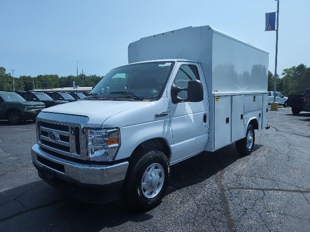 New 2025 Ford E-350SD Base Cab/Chassis