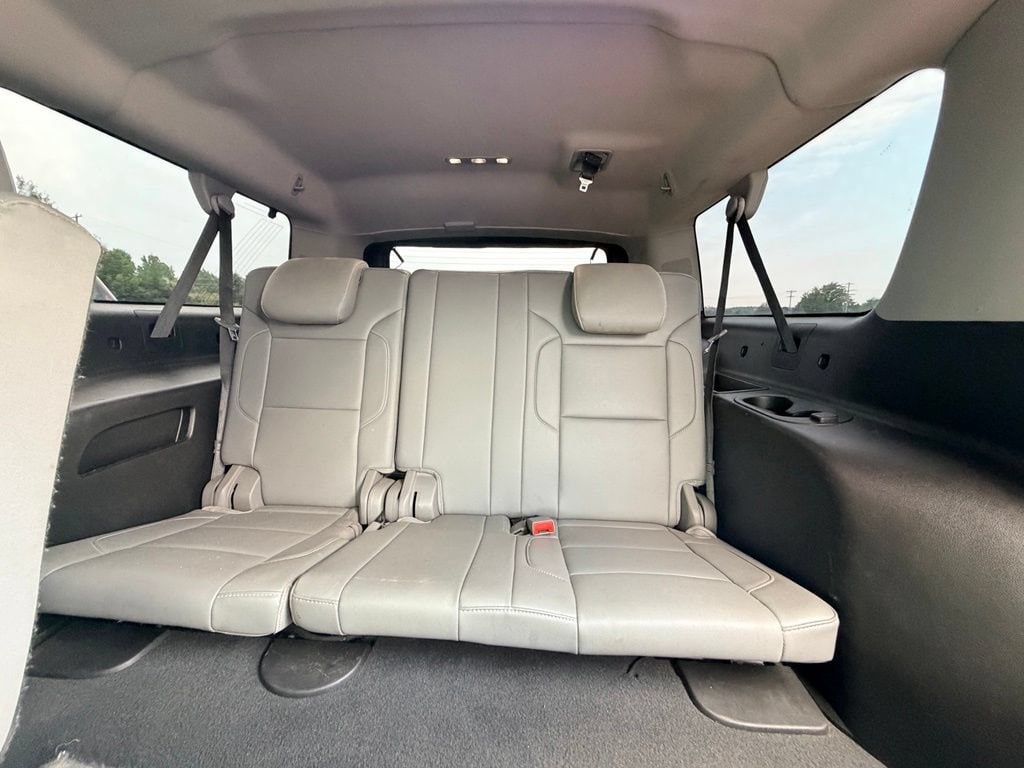 2019 Chevrolet Suburban LT - Photo 26