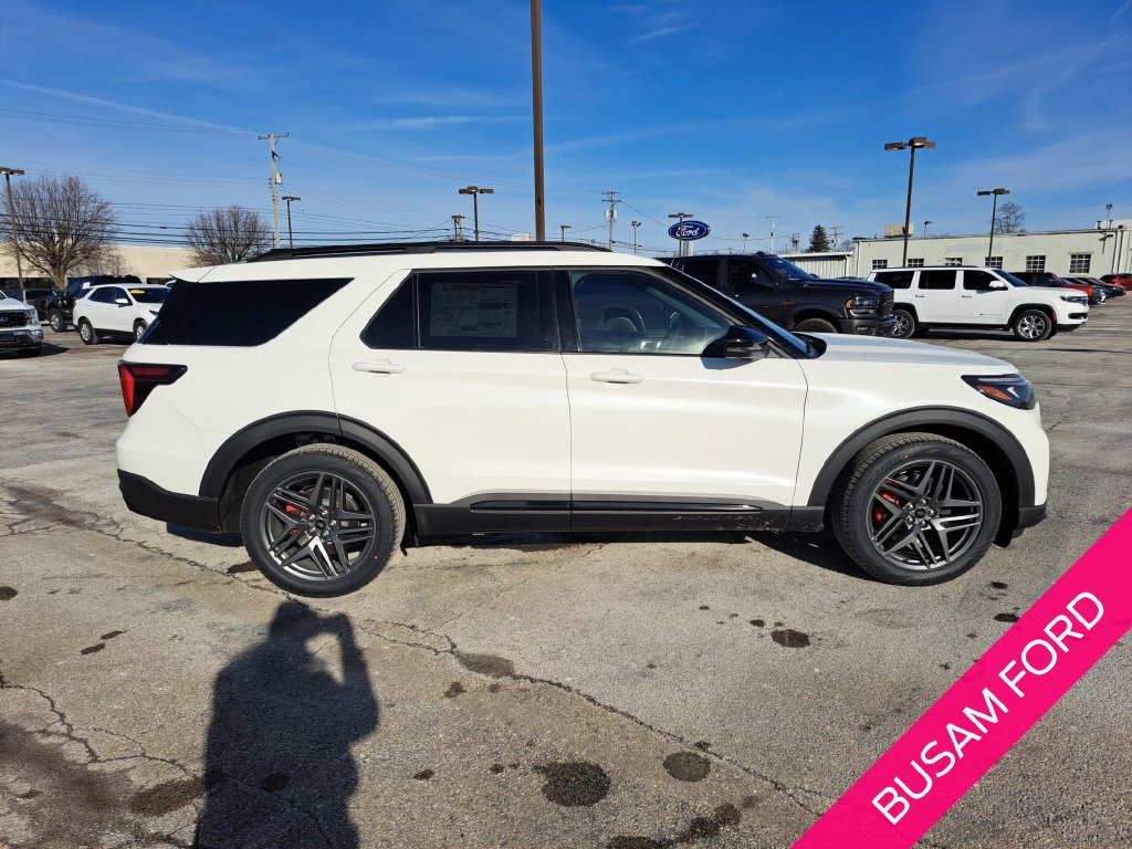 2026 Ford Explorer ST - Photo 26