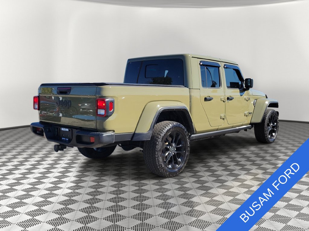 Used 2025 Jeep Gladiator Sport Truck Crew Cab