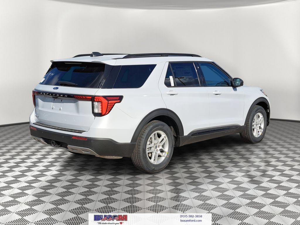 2026 Ford Explorer Active - Photo 4