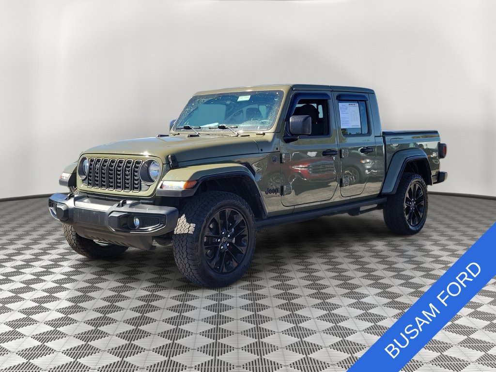 Used 2025 Jeep Gladiator Sport Truck Crew Cab