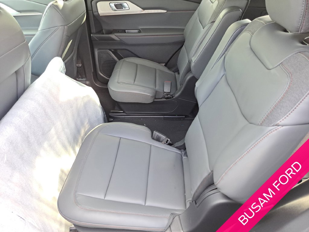 2026 Ford Explorer Active - Photo 9