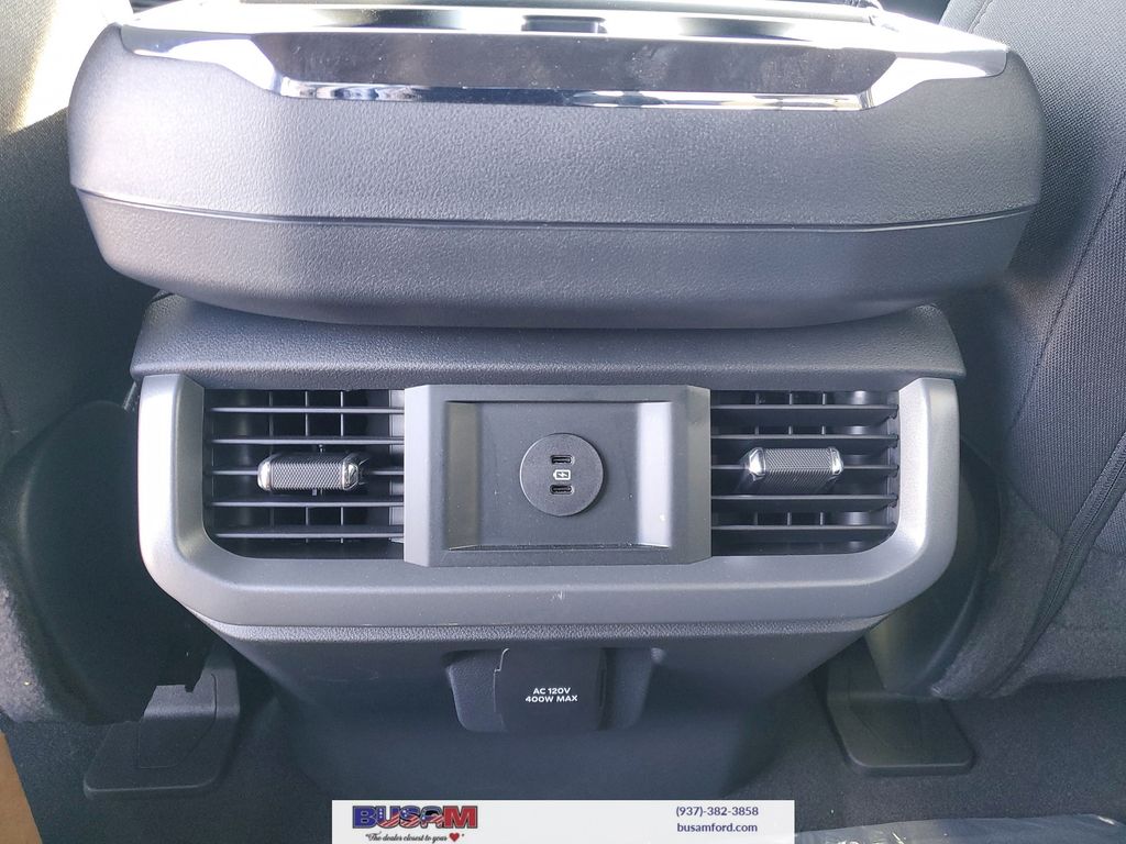 2025 Ford F-150 XLT - Photo 10