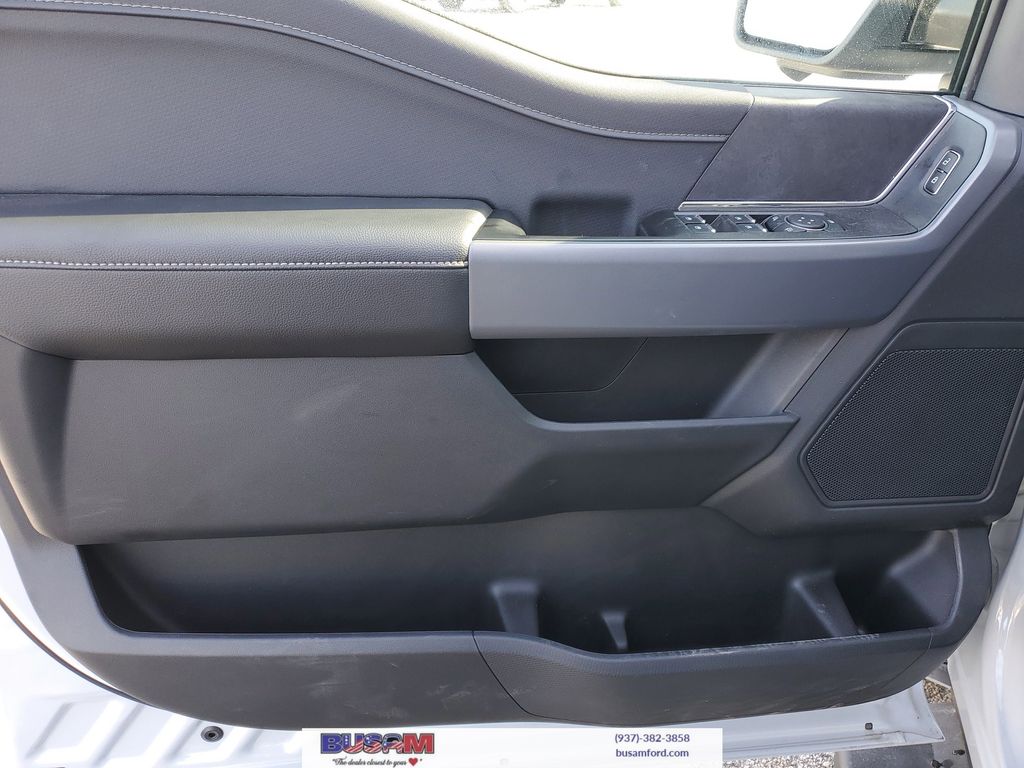 2025 Ford F-150 XLT - Photo 18