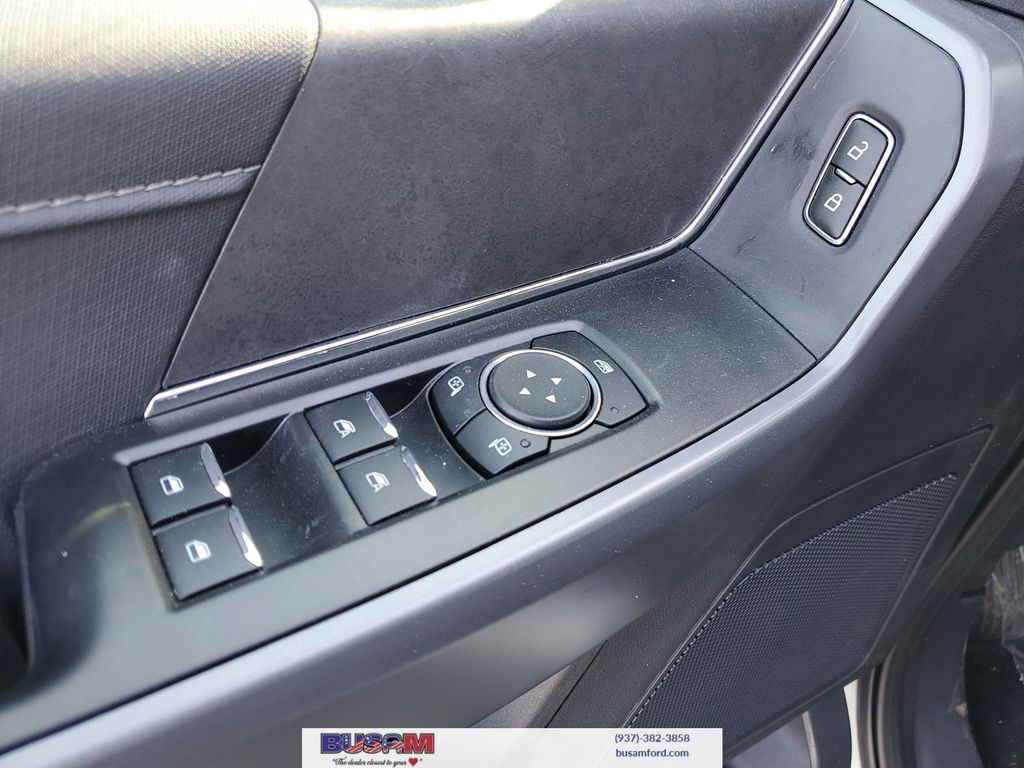 2025 Ford F-150 XLT - Photo 19