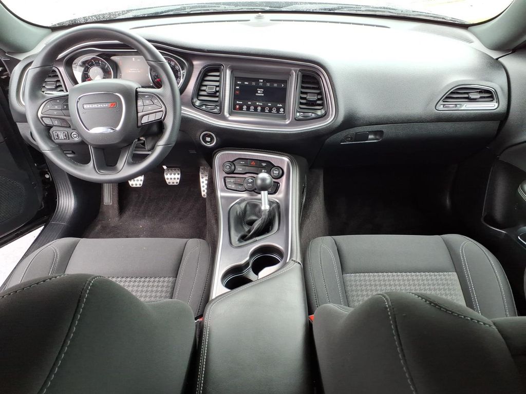2018 Dodge Challenger R/T - Photo 22