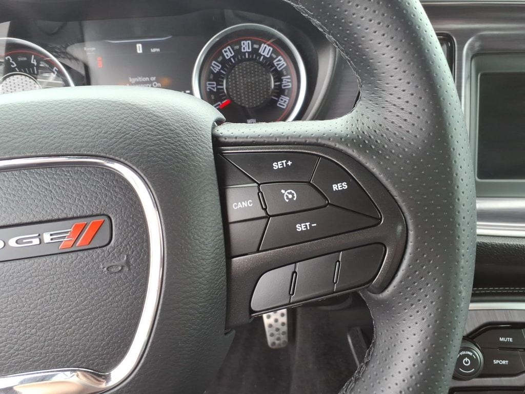 2018 Dodge Challenger R/T - Photo 18