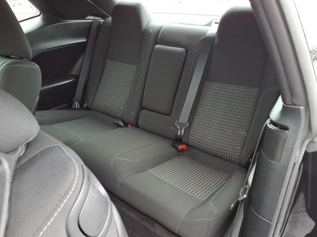 2018 Dodge Challenger R/T - Photo 25