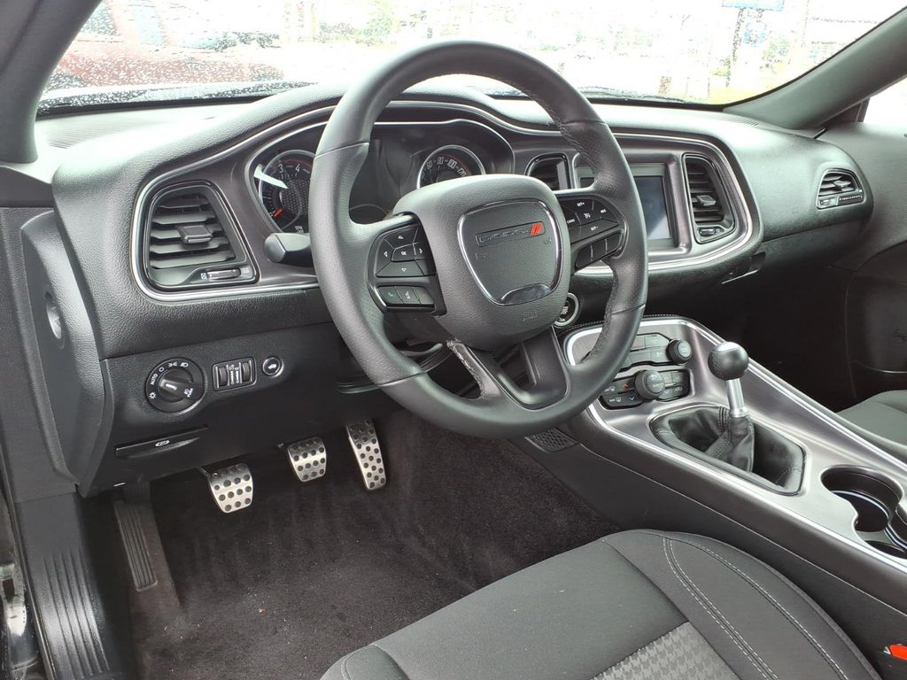 2018 Dodge Challenger R/T - Photo 13
